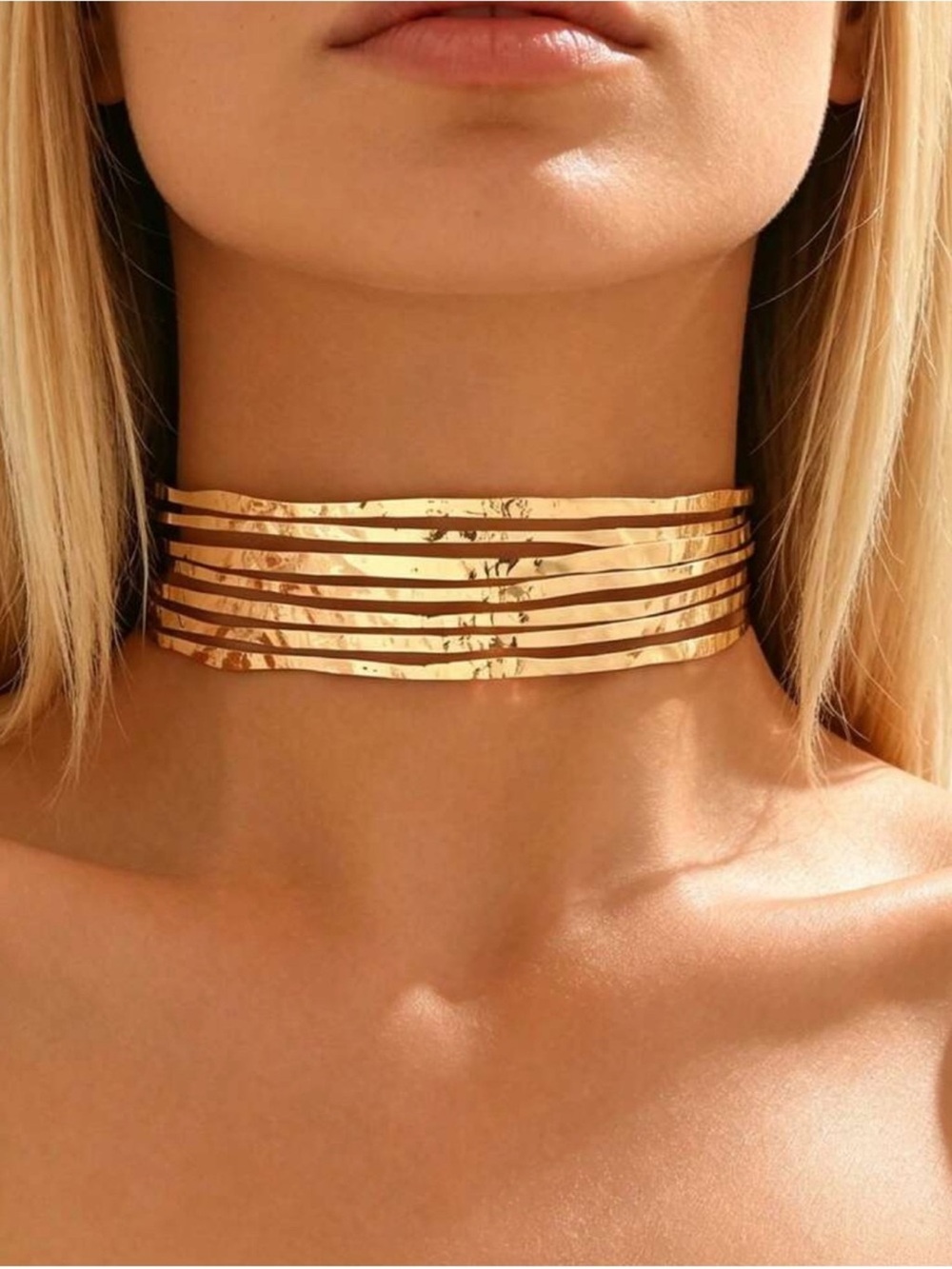 Gold Layered Metal Choker Necklace B03-05
